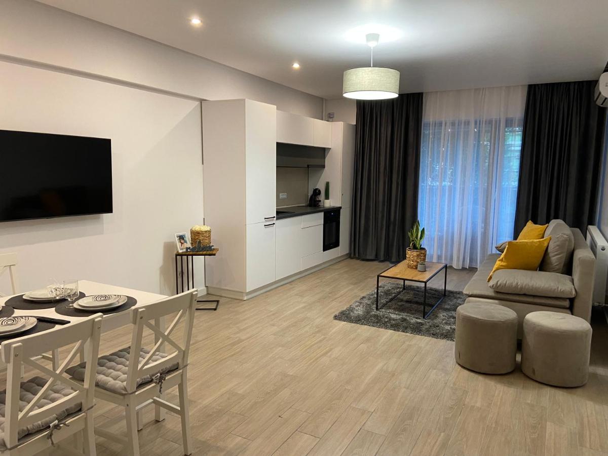 Mirage Sunset Mamaia Apartment Exterior photo